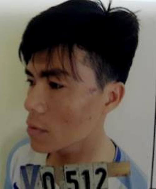 nghe an bi kiem tra hanh chinh nam thanh nien chui boi dam vao mat chien sy cong an