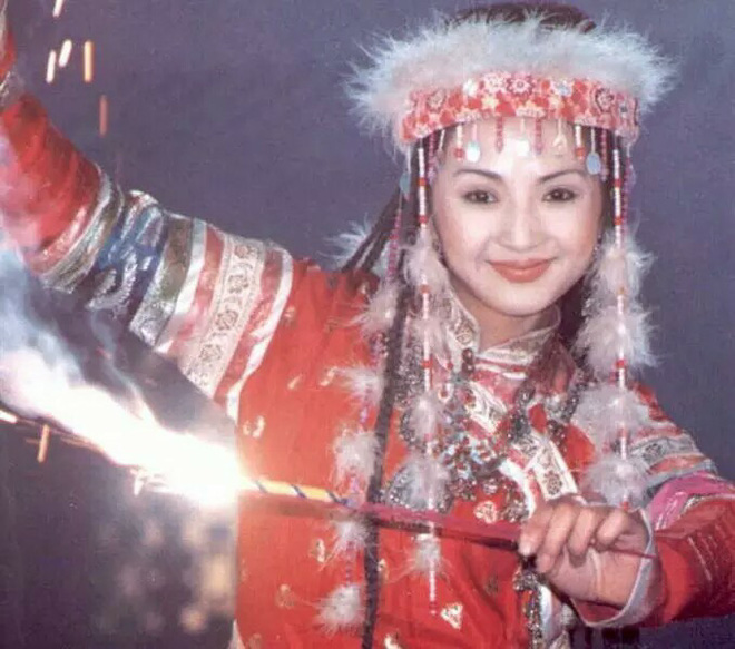 than the doi thuc cua ham huong phi tan duoc vua can long sung ai het muc trong hoan chau cach cach