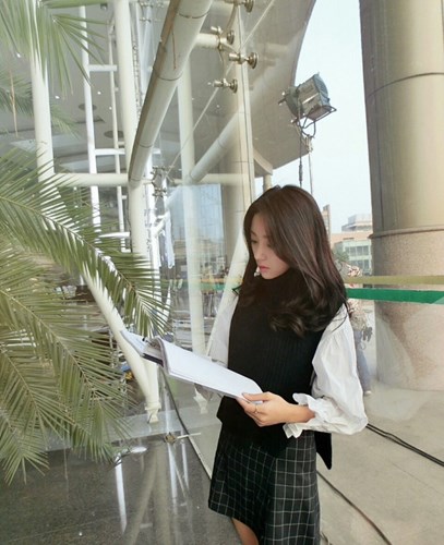 ga dan ong dien trai nhung chai mat chuyen lua con gai dua tien lam dam cuoi roi cao chay xa bay