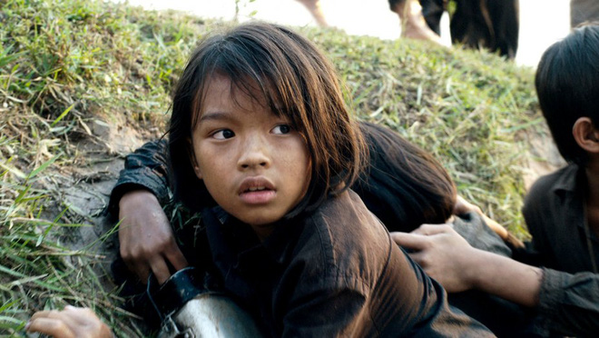 bo phim gay tranh ca i cu a angelina jolie chi nh thu c a n di nh nga y ra ma t