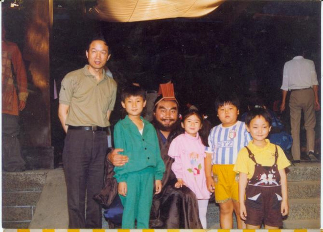 tieu long nhan hanh trinh tim me trong phim va tim chinh minh ngoai doi thuc