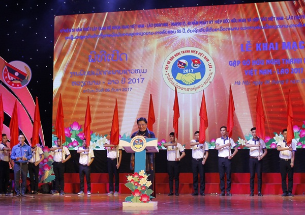 500 thanh nien tieu bieu viet nam lao ket noi tinh huu nghi hai nuoc