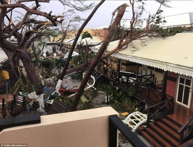 khu vuc caribbe hoang tan khi bao irma do bo nhieu hon dao gan nhu bi pha huy hoan toan