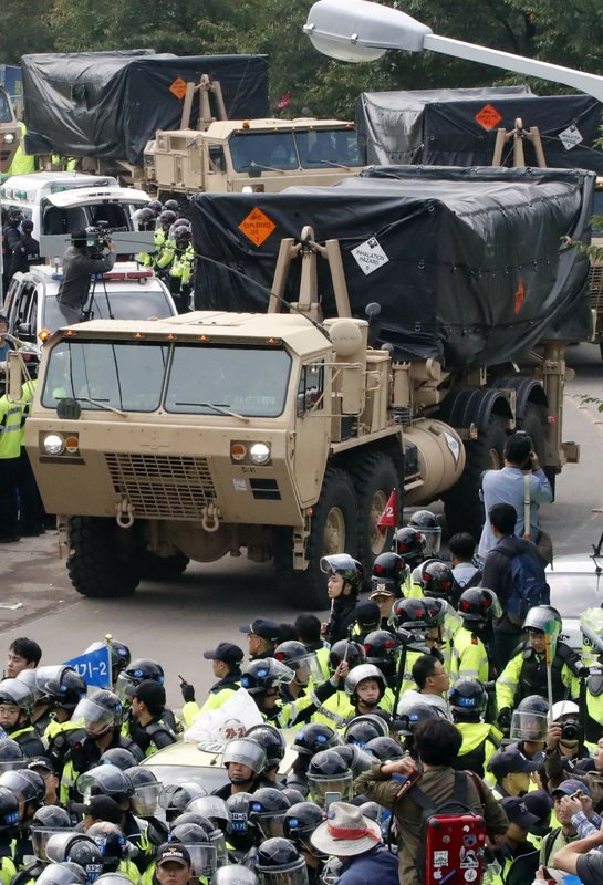 dan han quoc khoa co vao xe tai lap tuong nguoi quyet can duong la chan ten lua thaad