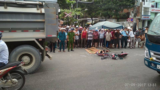 da nang xe tai va cham voi xe dap dien nu sinh lop 8 chet tham