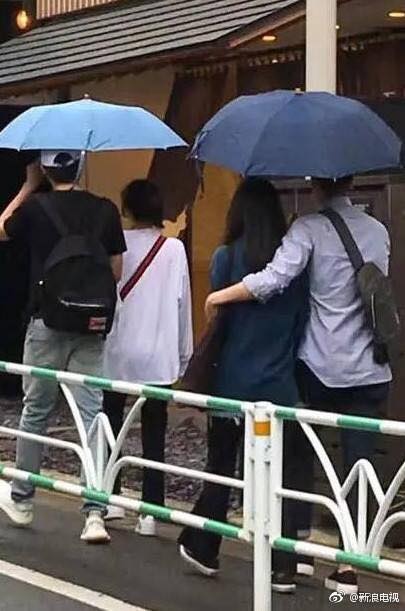 lam canh tan dua nguoi yeu tin don di du lich cung vo chong trieu huu dinh