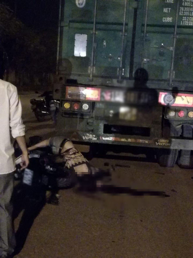 tong vao duoi xe container do ben duong nam thanh nien di exciter tu vong tai cho