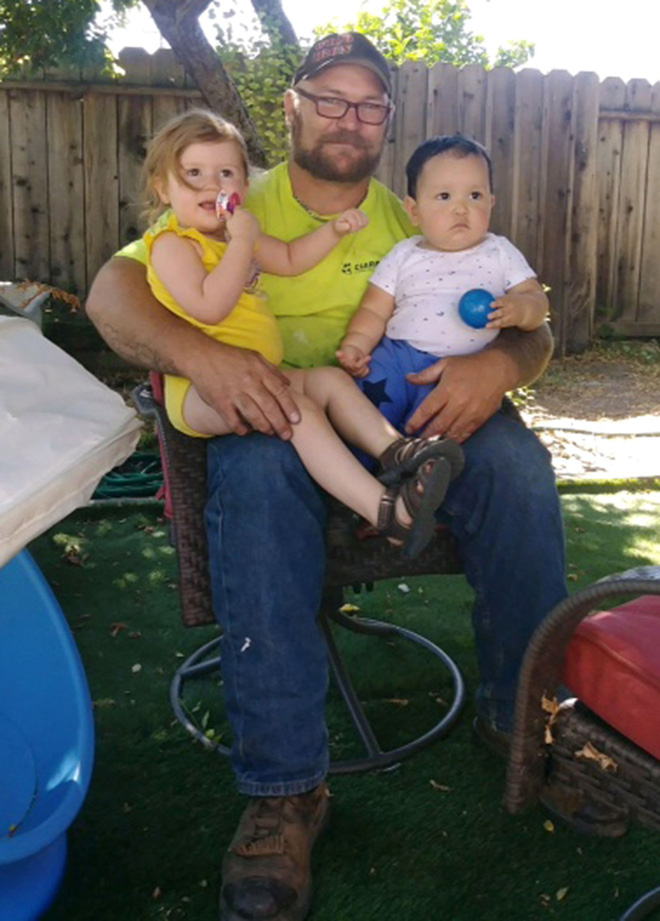 tin vao truc giac mach bao nguoi cong nhan nay da giai cuu thanh cong cau be khau khinh khoi tay ke gian