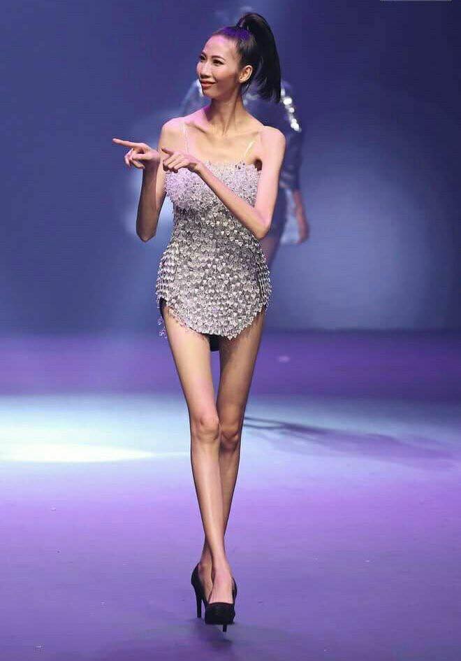 hinh anh gay soc nhat chung ket next top lan truyen manh hon ca luc kim dung dang quang