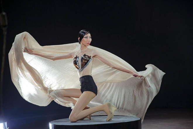 nhung hinh anh da boc xuong gay soc khong kem ck next top model 2017 cua top 3 cao ngan