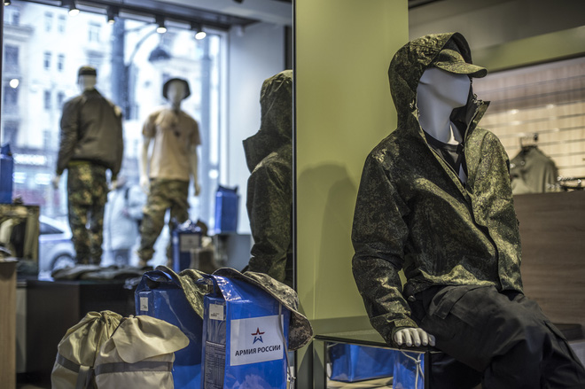 hoc thuyet hai sergei cua putin khong muon noi chuyen voi lavrov thi se phai gap shoigu