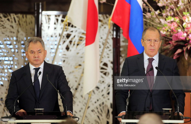 hoc thuyet hai sergei cua putin khong muon noi chuyen voi lavrov thi se phai gap shoigu