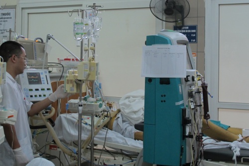 benh nhan hon me ton thuong gan nang do dung 19 vien paracetamol ha sot