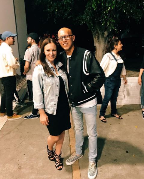 nhan duoc anh vo sap cuoi trong mot bo phim den chong chi suy nghi mot dieu khien nhieu nguoi cam dong