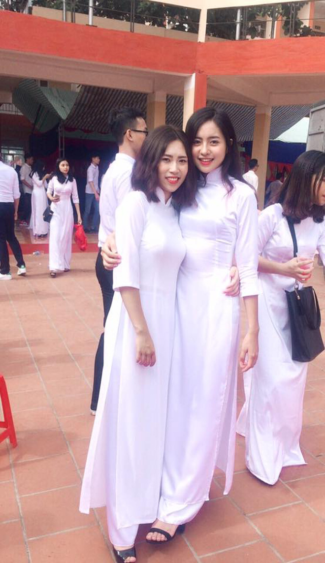 chan dung nu sinh so huu goc nghieng tro thanh chu de ban tan cua dan mang