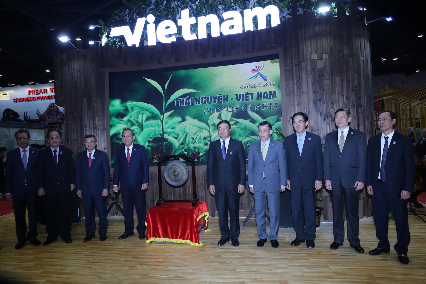 pho thu tuong truong hoa binh hoi kien pho thu tuong quoc vu vien trung quoc