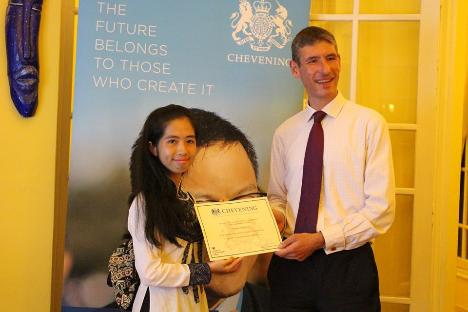 co gai viet di 14 quoc gia thuc hien uoc mo phat trien giao duc