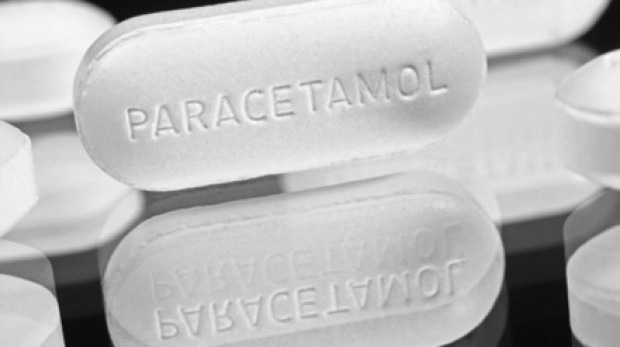 nam sinh 22 tuoi uong 19 vien paracetamol ha sot da tu vong