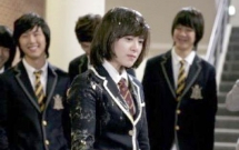 bao luc hoc duong o han quoc su that den toi dang sau the gioi phim anh long lanh