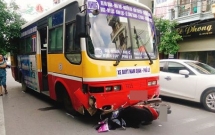nam dinh nu ho sinh bi xe buyt cuon vao gam tu vong