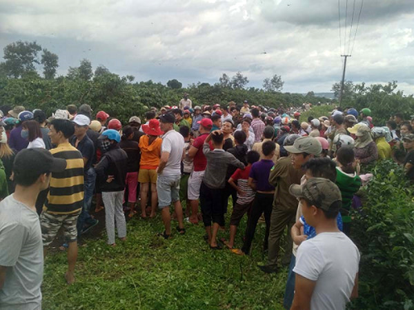 vu chong giet vo bang 36 nhat dao ca moi em gai nan nhan len lay loi khai