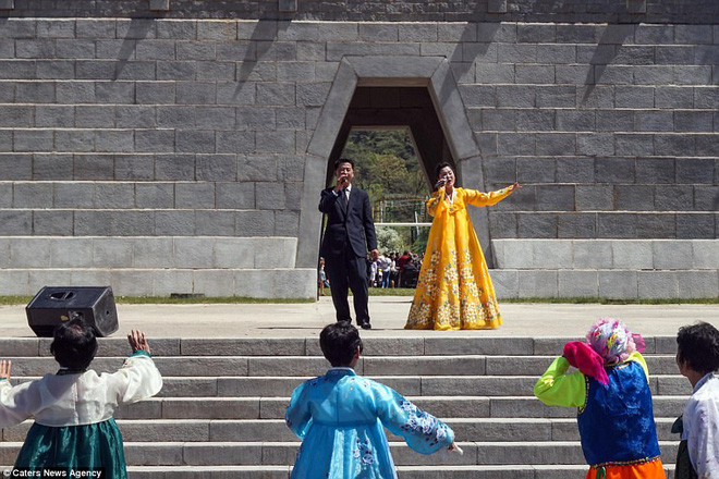 nguoi trieu tien choi gi trong nhung cong vien hoen gi