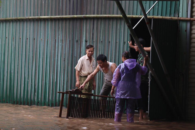 chum anh bao so 10 chua qua cac tinh mien trung da tan hoang ngap lut