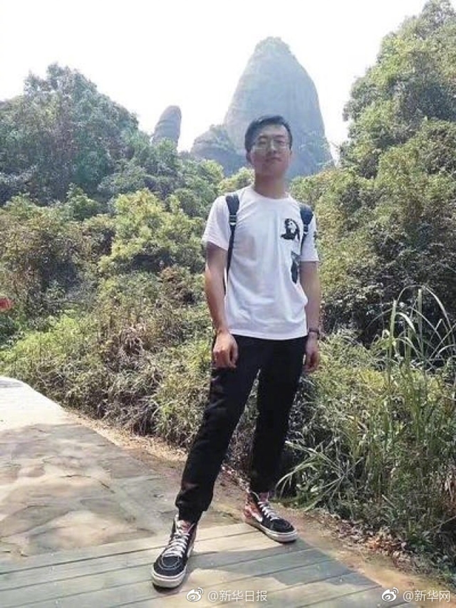 nhan loi thach do uong can 6 ly cocktail lien luc nam sinh vien 19 tuoi chet tuc tuoi