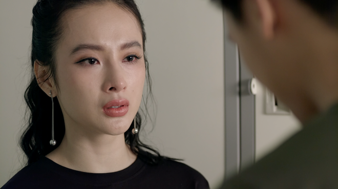 glee angela phuong trinh co bau voi huu vi nhung lai bat rocker nguyen chiu trach nhiem