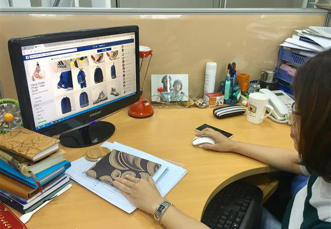 loan cho facebook vi hang gia hang cam