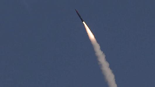 dap an cho cau do ten lua trieu tien dang o cach han quoc 8000km