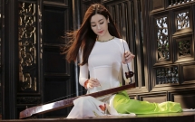 xao xuyen truoc ve ngot ngao cua hoa hau my linh ben dan bau