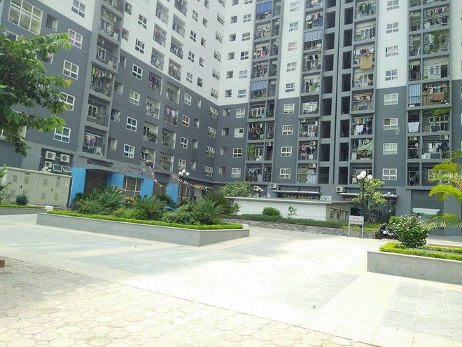 ha noi be gai 5 tuoi trong thuong vi vat cung vang trung dau khi choi o san chung cu