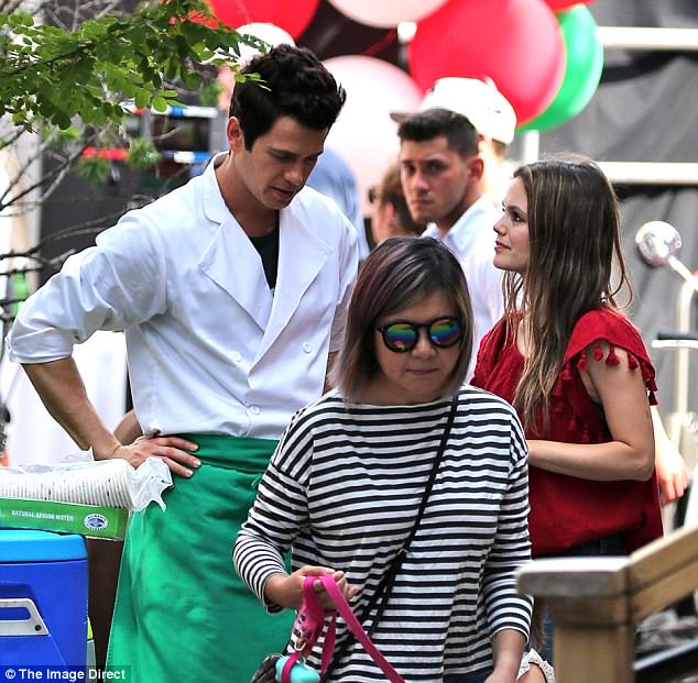 gan 10 nam yeu khong can cuoi tai tu star wars va ban gai quyet dinh duong ai nay di