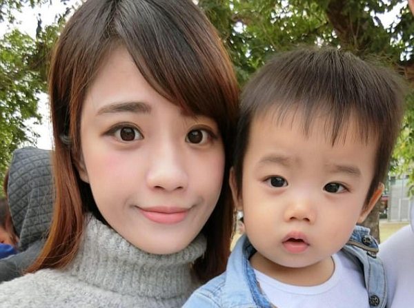 len lut uong sua me cua be gai so sinh nu bao mau con che trach gia chu la do ban tien