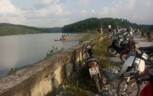 ha tinh say chan xuong dap sau nam sinh lop 11 bi nuoc cuon mat tich