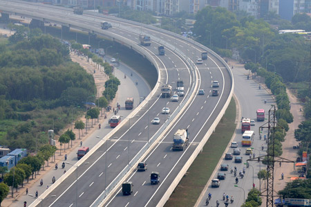 ha noi duoc lua chon nha dau tu cho du an duong bo tren cao tu cau vinh tuy den nga tu so
