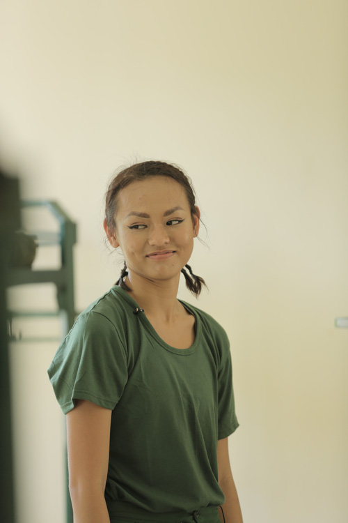 huong giang va mai ngo nhap ngu quen an quen ngu nhung kieu gi cung phai boi trat day du