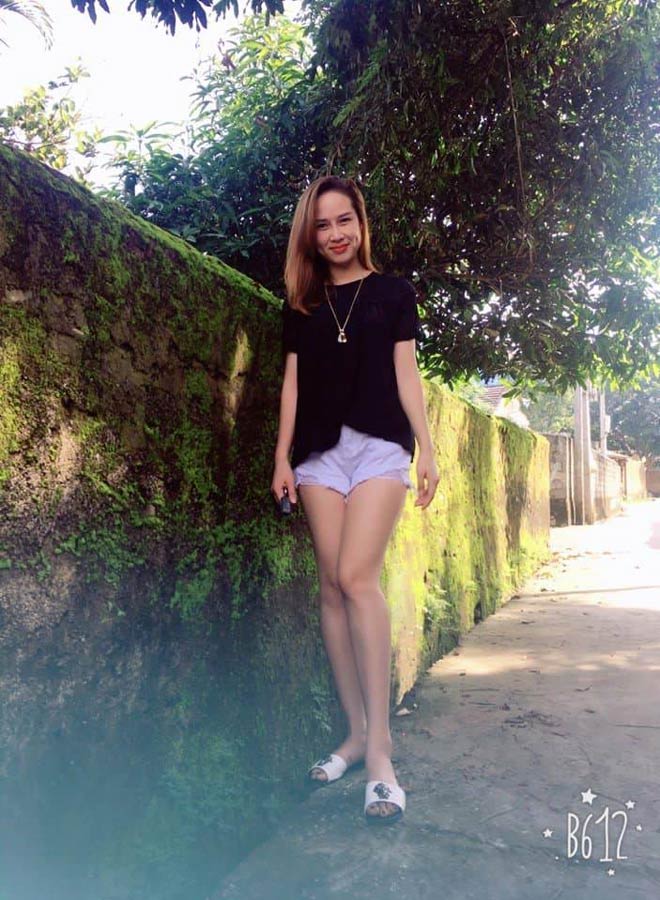 nhan sac ba me 3 con xinh lung linh gai doi muoi cung phai chay dai