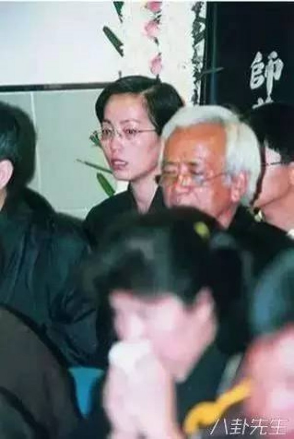 chuyen doi an thap nuong tvb tung vao trai tam than vi tinh va ben do cuoi cung khong con cai o tuoi ngu tuan