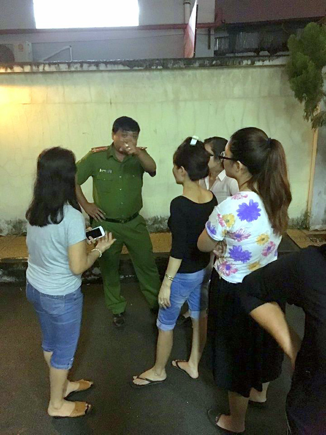 tphcm nguoi dan chung cu kho so vi 8 nam khong duoc cap so hong duoc thong bao mua cho giu xe gan 1 ty