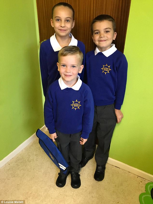 ngay dau con di hoc ca ngay rat so set nhut nhat suy nghi mai me quyet dinh ve bua len tay con