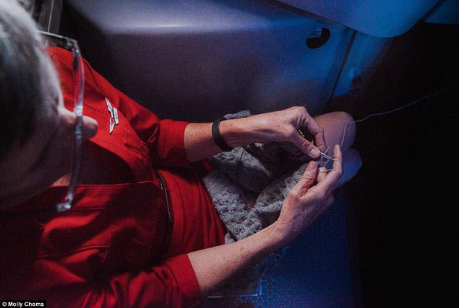 chum anh cuoc song bi an cua cac tiep vien hang khong o do cao hon 9000m