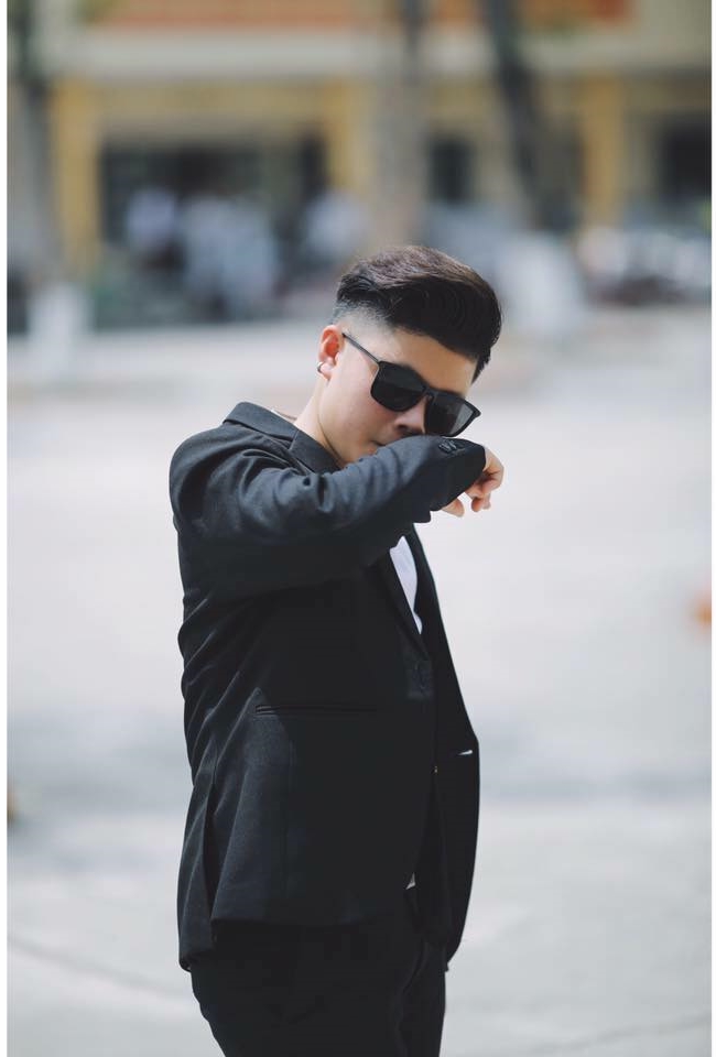 mat tien trieu thue tho chup anh gia dinh ca nha soc nang nhan ve san pham boi bac