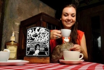 san francisco thu hut du khach bang quan ca phe chuot doc dao