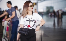 Dương Hoàng Yến mặc giản dị nhưng vẫn nổi bật khi xuất hiện tại sân bay Nội Bài