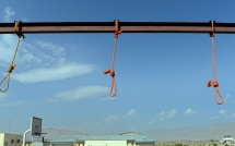 42 quan khung bo is den mang bi treo co tai iraq