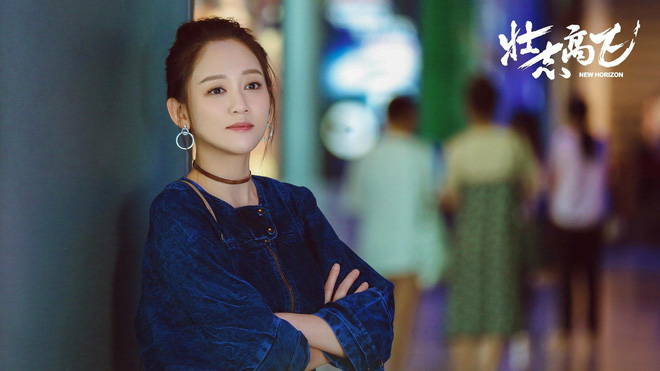 nu phi cong tran kieu an dien do don gian van noi bat giua dan my nam