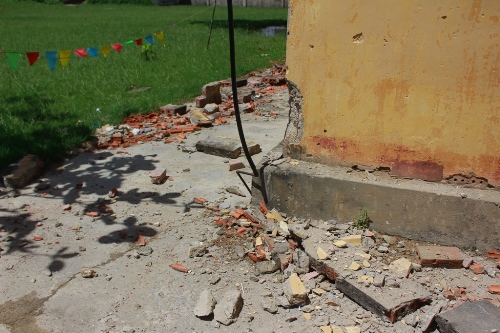 quang binh truong tieu hoc 2 tang xuong cap nhieu hoc sinh phai hoc tam truong muon