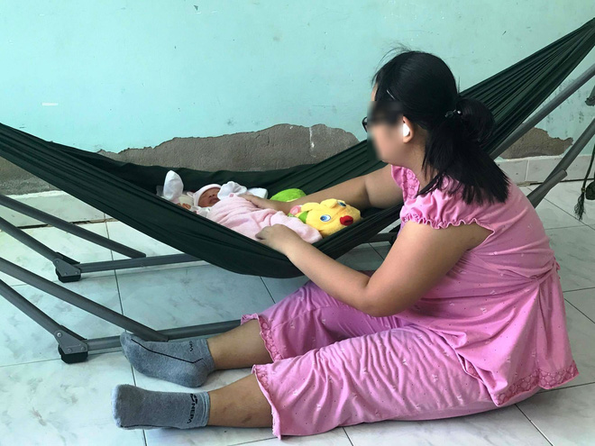 be gai 16 tuoi bi anh re dung vu luc de hiep dam da sinh con gai duoc 10 ngay tuoi